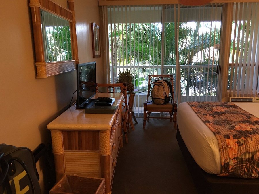 Maui Banyan Vacation Club — Guest room