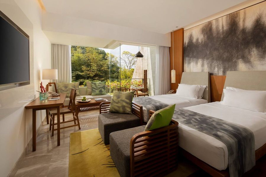 Maya Sanur Resort Spa Sanur Denpasar Bali — Guest room