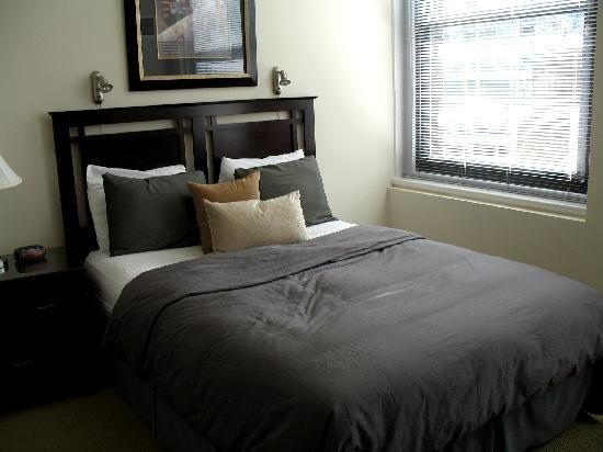 MDA Chicago City Apartments Chicago Illinois — Guest room