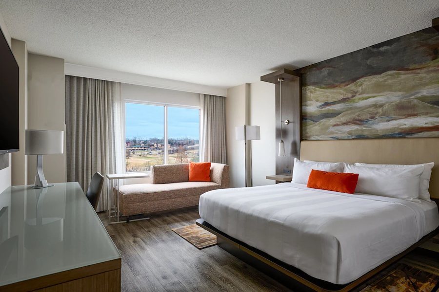 MeadowView Conference Resort Convention Center — Guest room