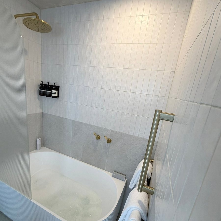 Medusa — Bathroom