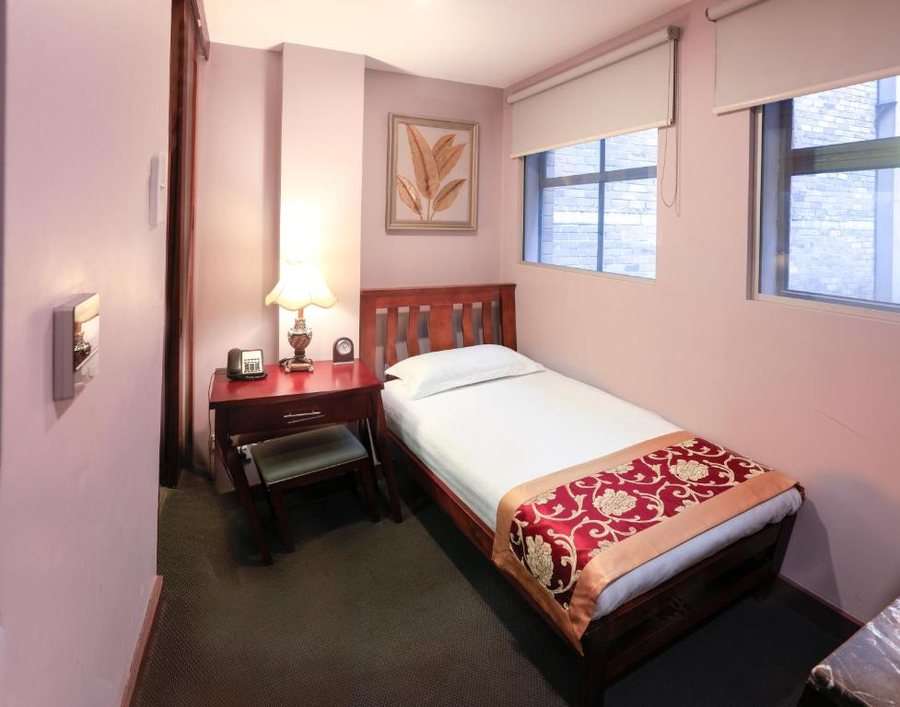 Megaboom City Hotel — Guest room