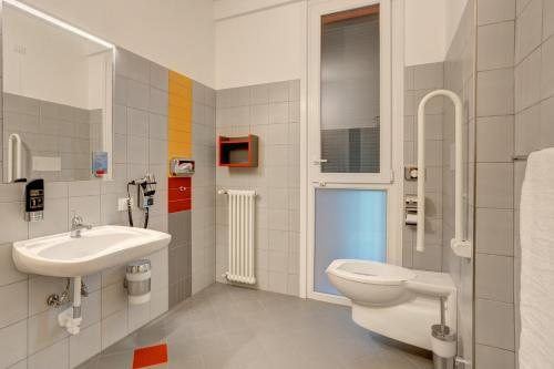 MEININGER Milano Garibaldi — Bathroom