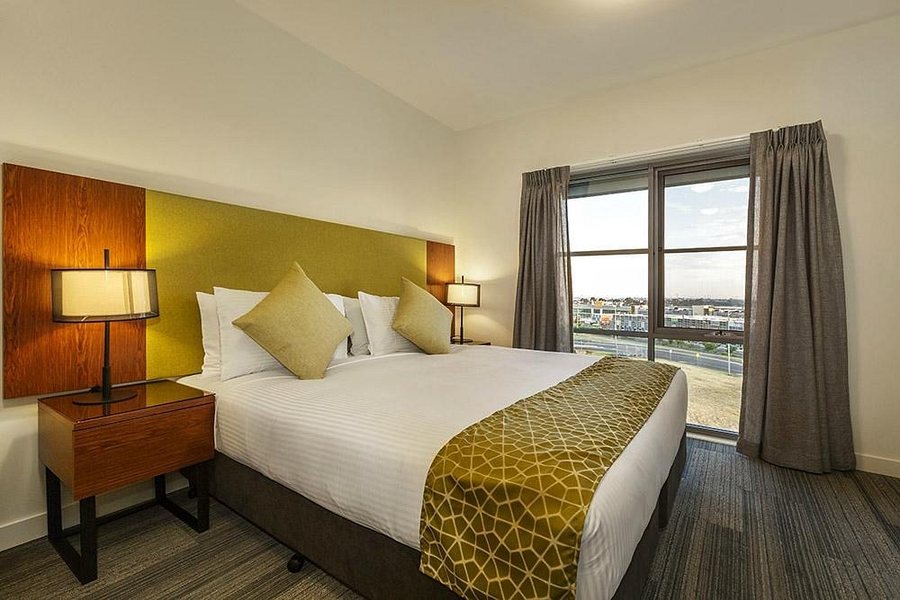 Melbourne Airport Motel — Guest room