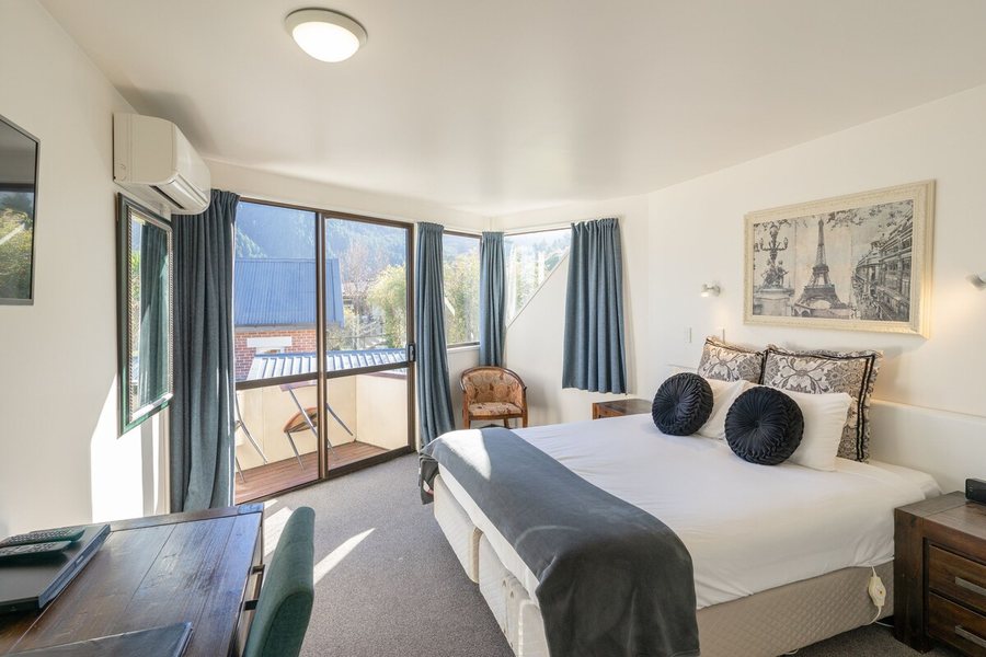 Melbourne Lodge — Guest room