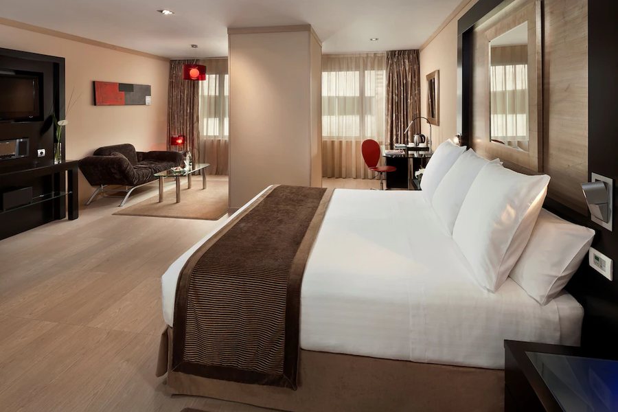 Melia Madrid Princesa — Guest room