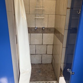 Memphis Graceland RV Park Campground — Bathroom