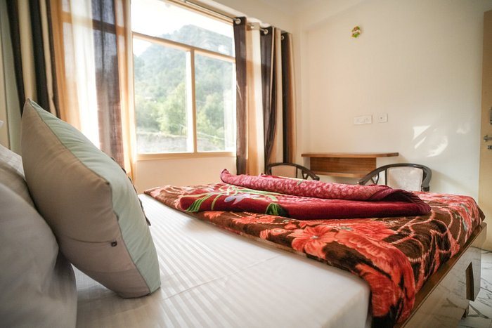 Meraki Holiday Homes — Guest room