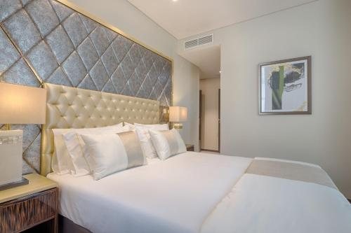 MeraPrime Gold — Guest room