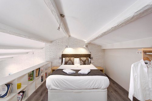 Mercedes Heritage Apartments Barcelona Catalonia — Guest room