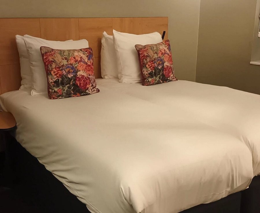 Mercure Amsterdam Sloterdijk Station — Guest room