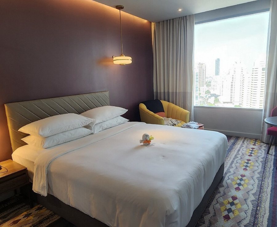 Mercure Bangkok Sukhumvit 24 — Guest room