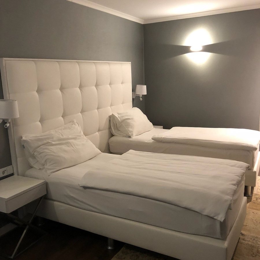 Mercure Hotel Raphael Wien — Guest room