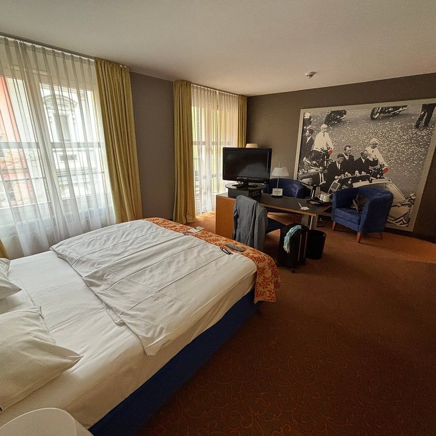 Mercure Hotel Residenz Berlin Checkpoint Charlie — Guest room