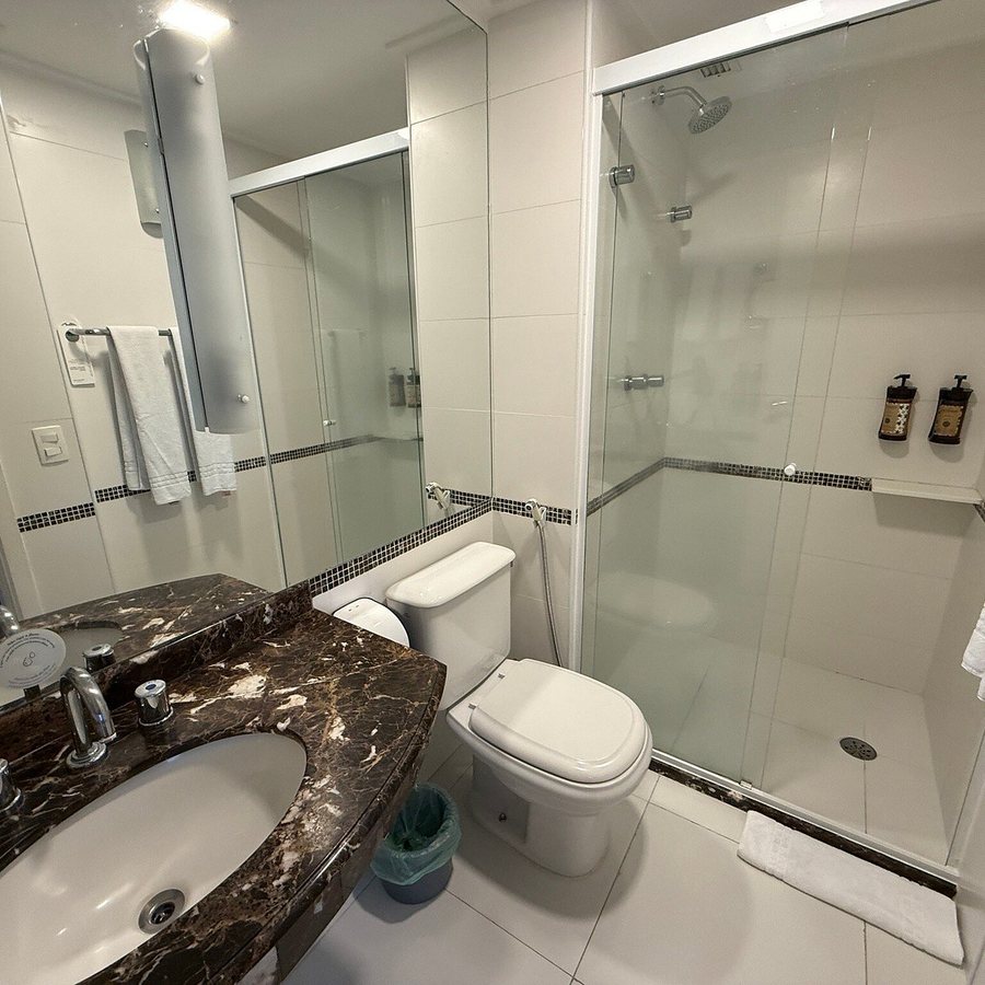 Mercure Sao Paulo Ibirapuera Privilege — Bathroom
