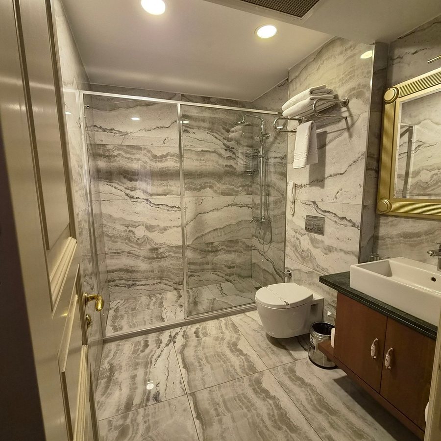Meserret Palace Hotel Istanbul Istanbul — Bathroom