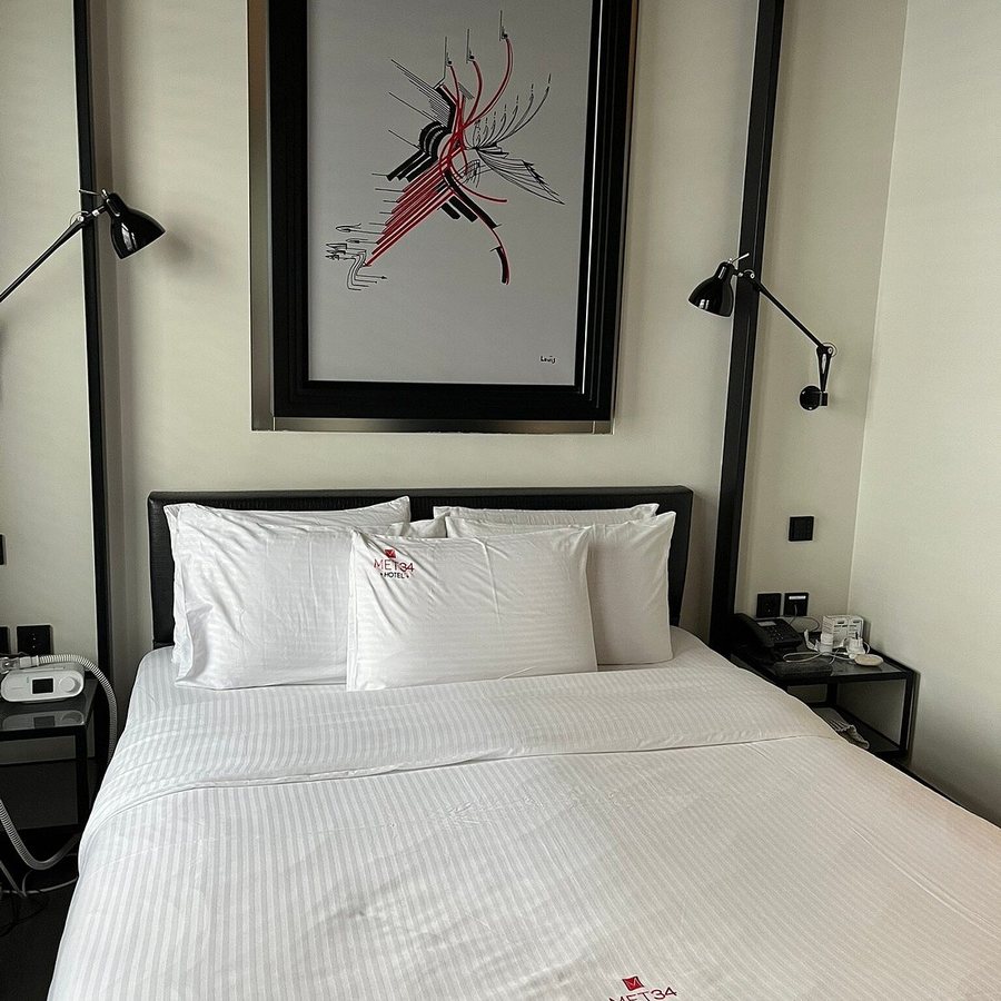 MET34 Athens — Guest room