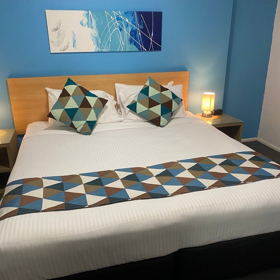 Metro Apartments on King — Guest room