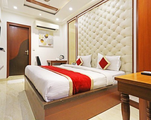 MGM Residency — Guest room