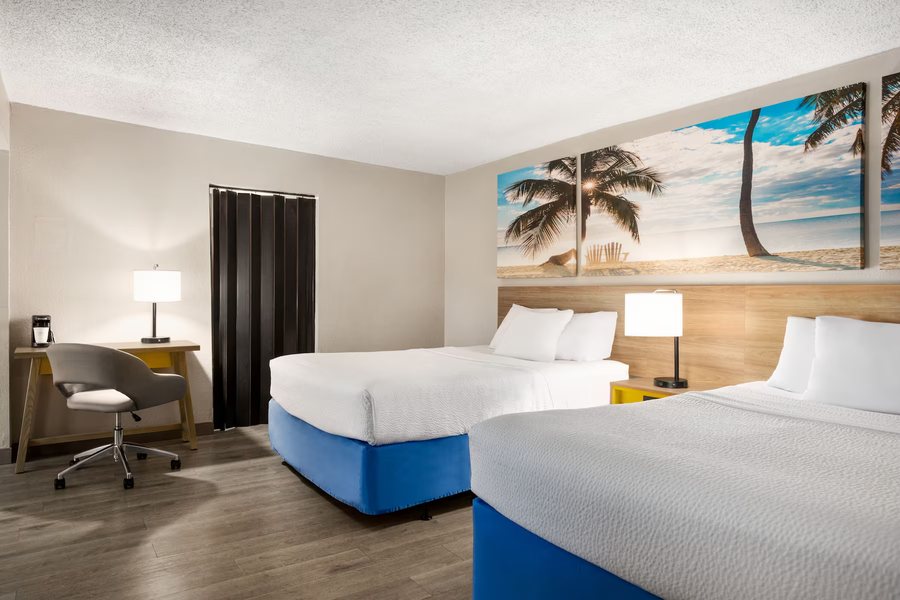 Miami Airport Inn Miami Florida — Guest room