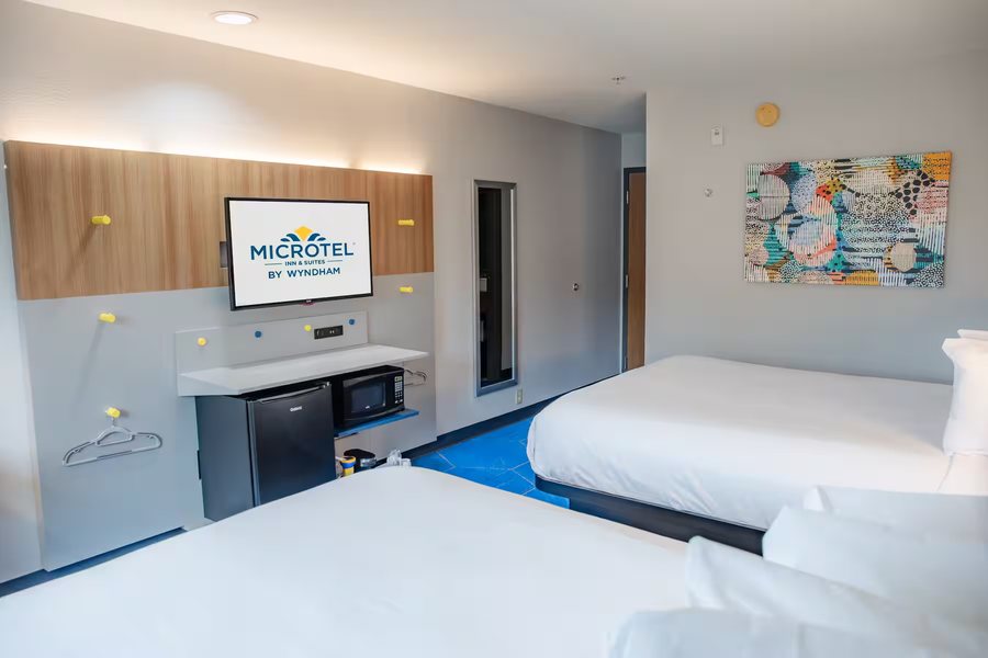 Microtel Inn Suites by Wyndham Kingsland Naval Base I 95 — Guest room