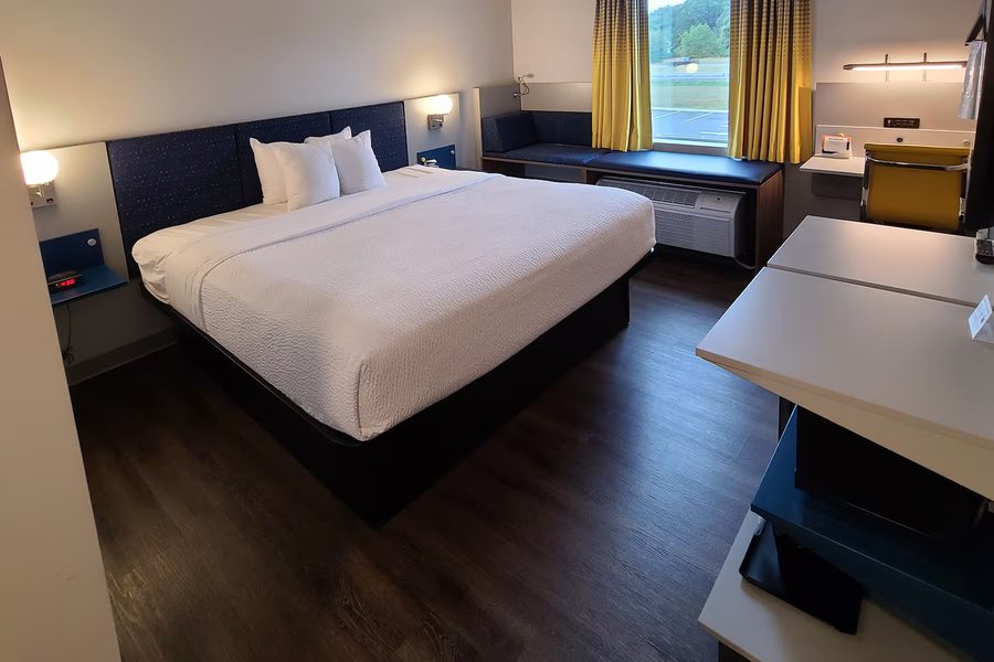 Microtel Inn Suites by Wyndham Milford — Guest room