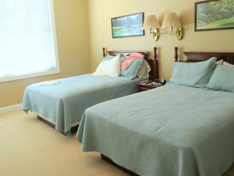 Mid Pines Inn Golf Club — Guest room