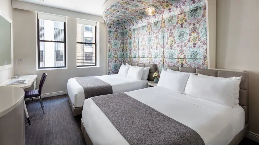 Midtown Lodging New York City New York — Guest room