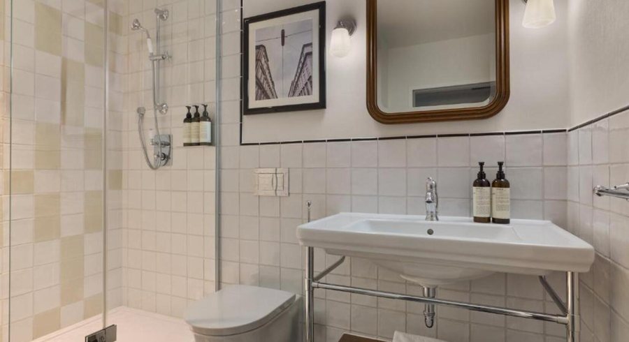 Miiro Spittelberg Hotel — Bathroom