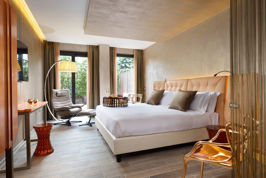 Milan Suite Hotel — Guest room