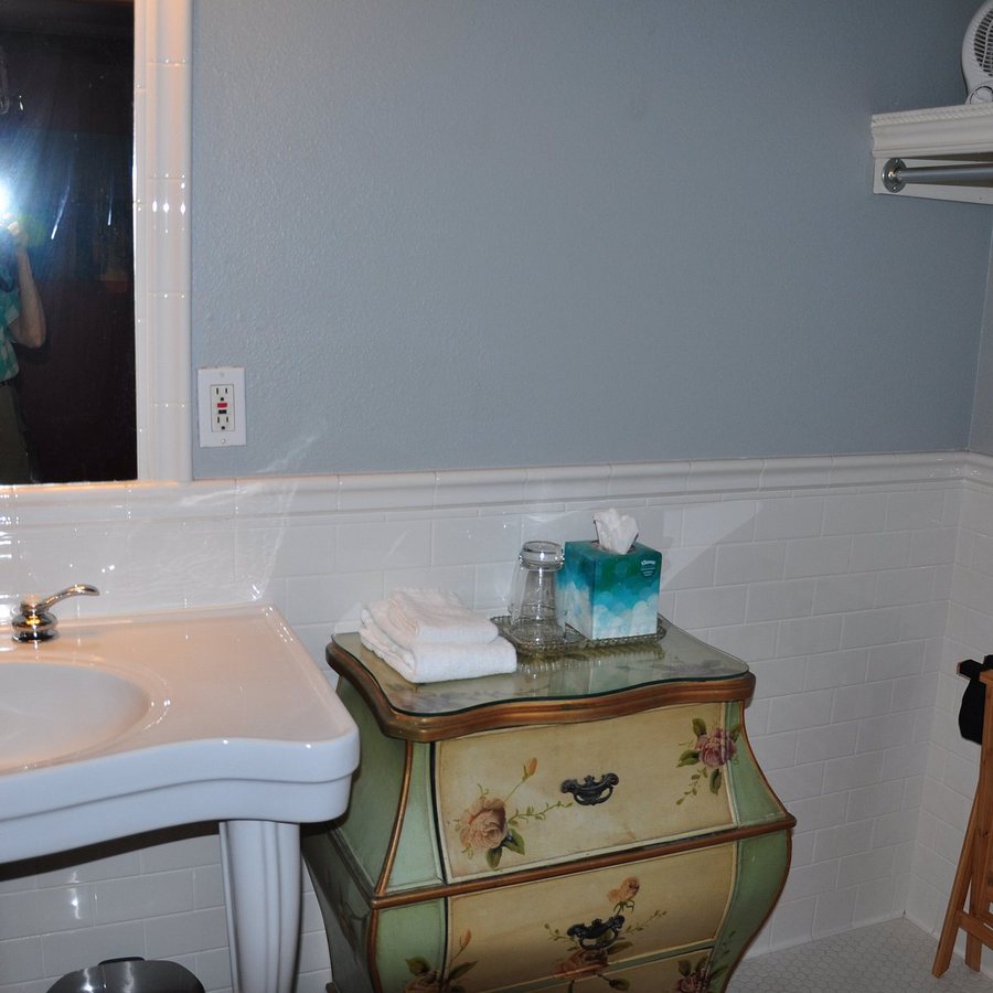 Mill Inn Bed and Breakfast — Bathroom