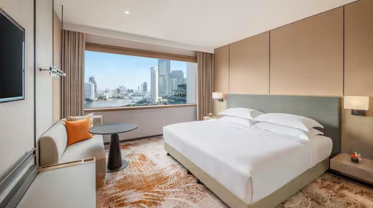 Millennium Hilton Bangkok — Guest room