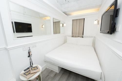 Mini Hotel Causeway Bay Hong Kong — Guest room