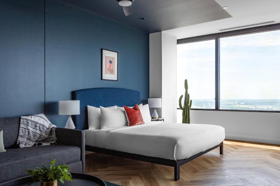Mint House Dallas Downtown by Kasa Dallas Texas — Guest room