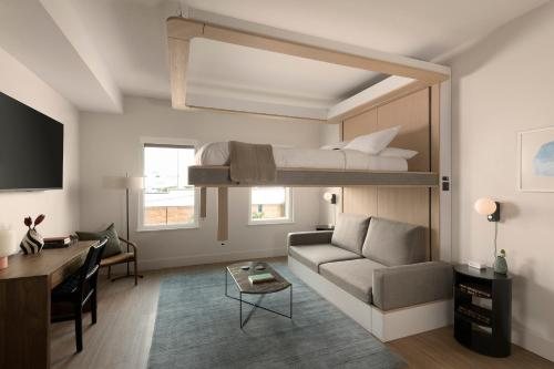 Mint House Tampa Downtown by Kasa — Guest room