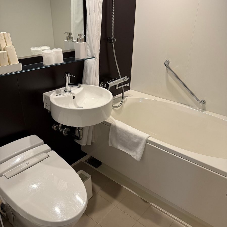 Miru Kyoto Nishiki — Bathroom