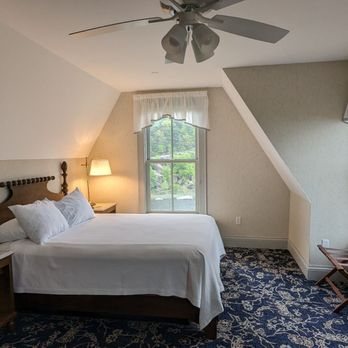 Mohonk Mountain House — Guest room