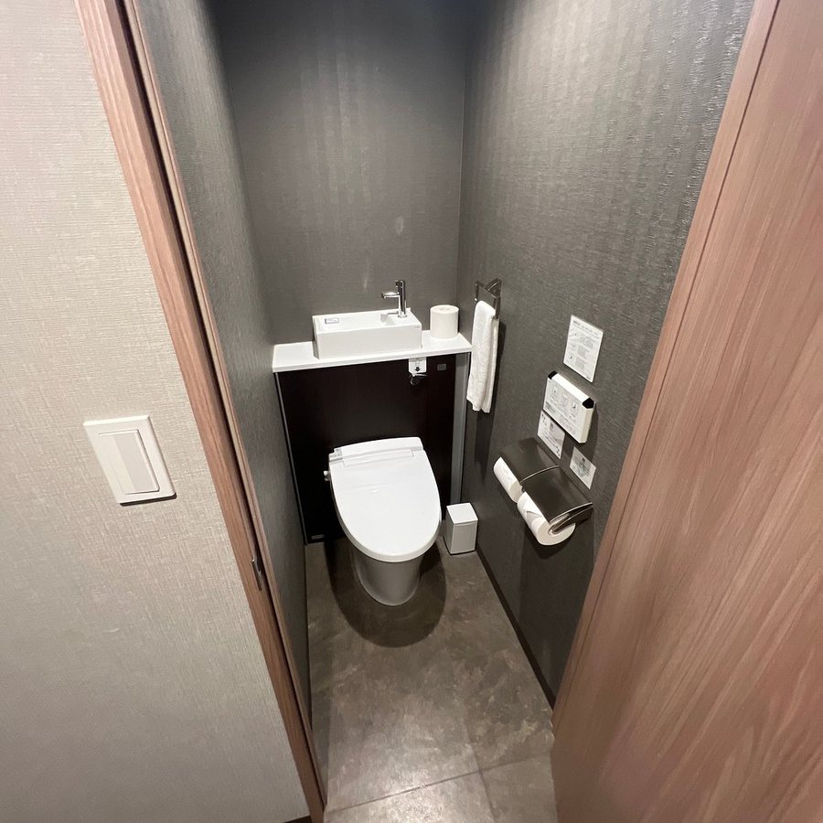 Monday Apart Nihonbashi Ningyocho — Bathroom