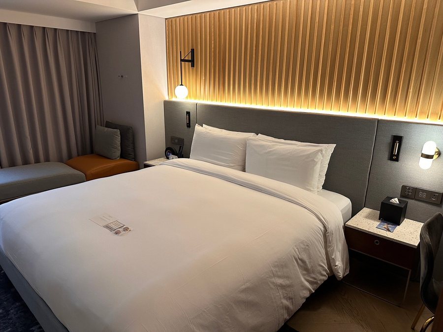 Mondrian Seoul Itaewon Seoul — Guest room