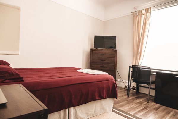 Monroe Residence Club — Guest room