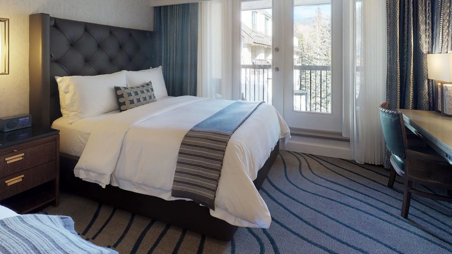 Montaneros in Vail — Guest room
