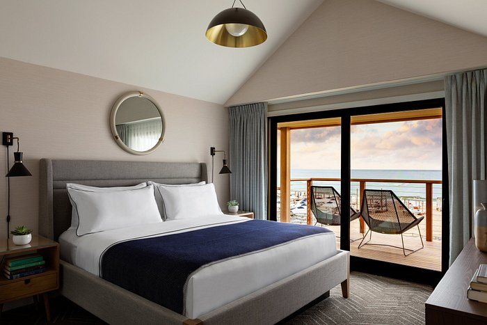 Montauk Yacht Club — Guest room