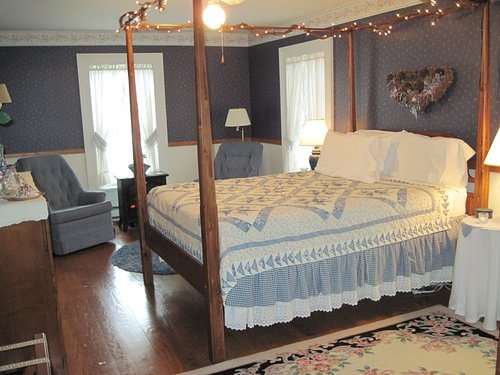 Moonshadow B B — Guest room