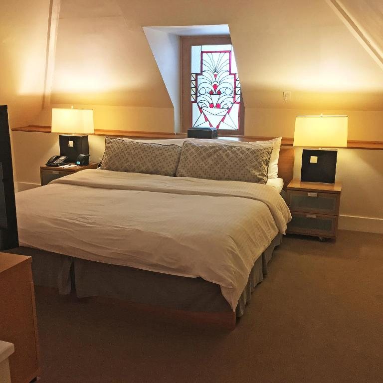 Morris House Hotel — Guest room