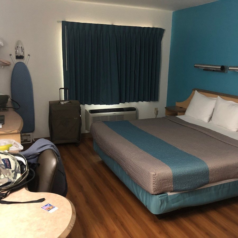 Motel 6 Atlanta Ga Downtown — Guest room
