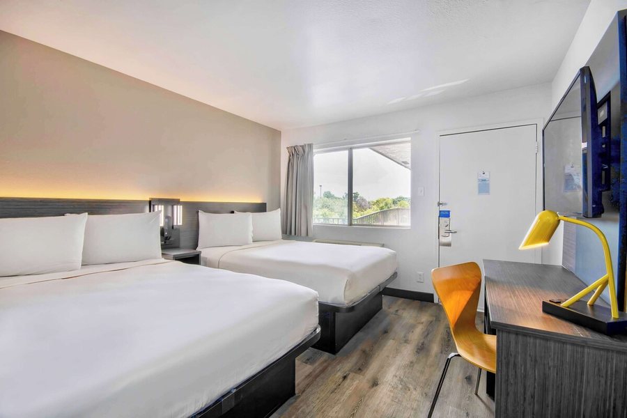Motel 6 Austin TX North — Guest room