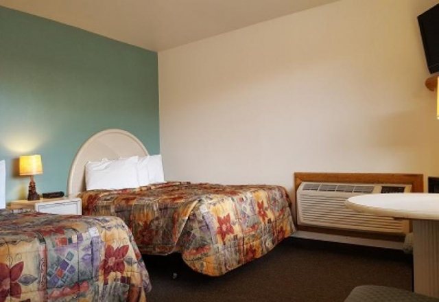 Motel 6 Big Bear — Guest room