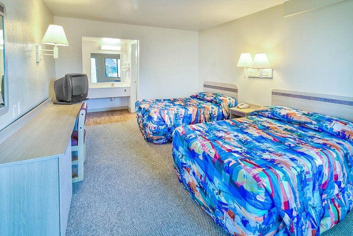 Motel 6 Columbia West SC — Guest room
