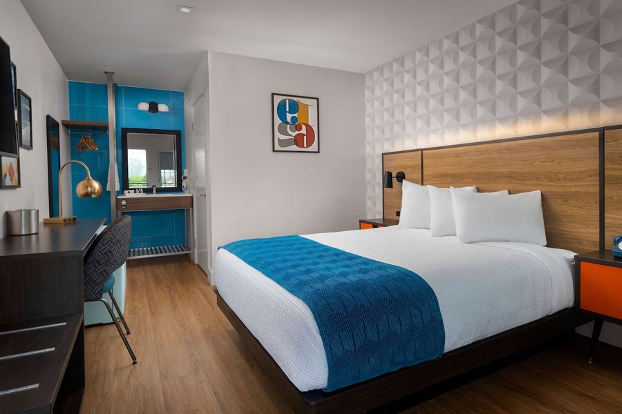 Motel 6 Goleta CA Santa Barbara — Guest room