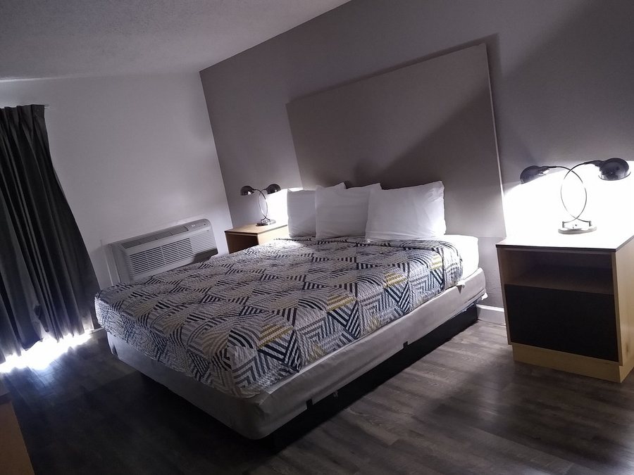 Motel 6 Hot Springs AR — Guest room